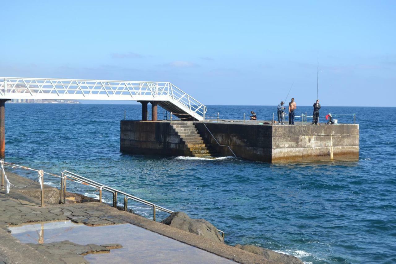 Apartamento Vacacional Atico Frente Al Mar Candelaria Dış mekan fotoğraf